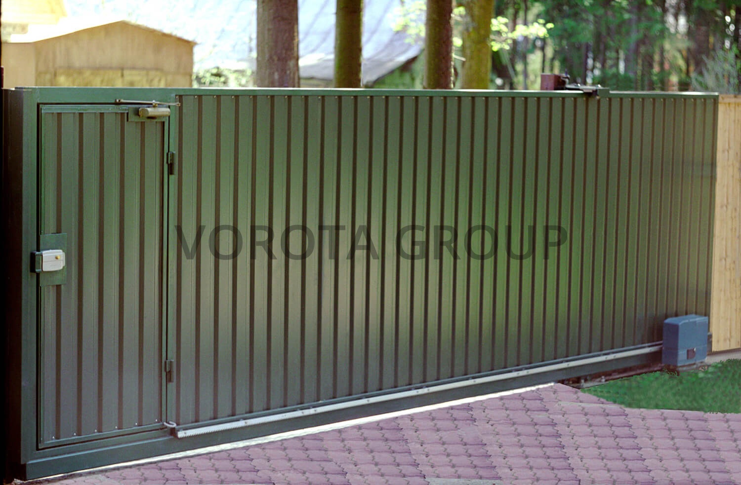 Консольные откатные ворота Doorhan зеленые 2200×4300